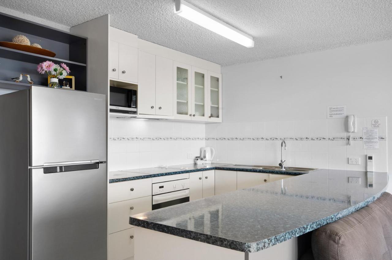 Capeview Apartments - Right On Kings Beach Caloundra Dış mekan fotoğraf