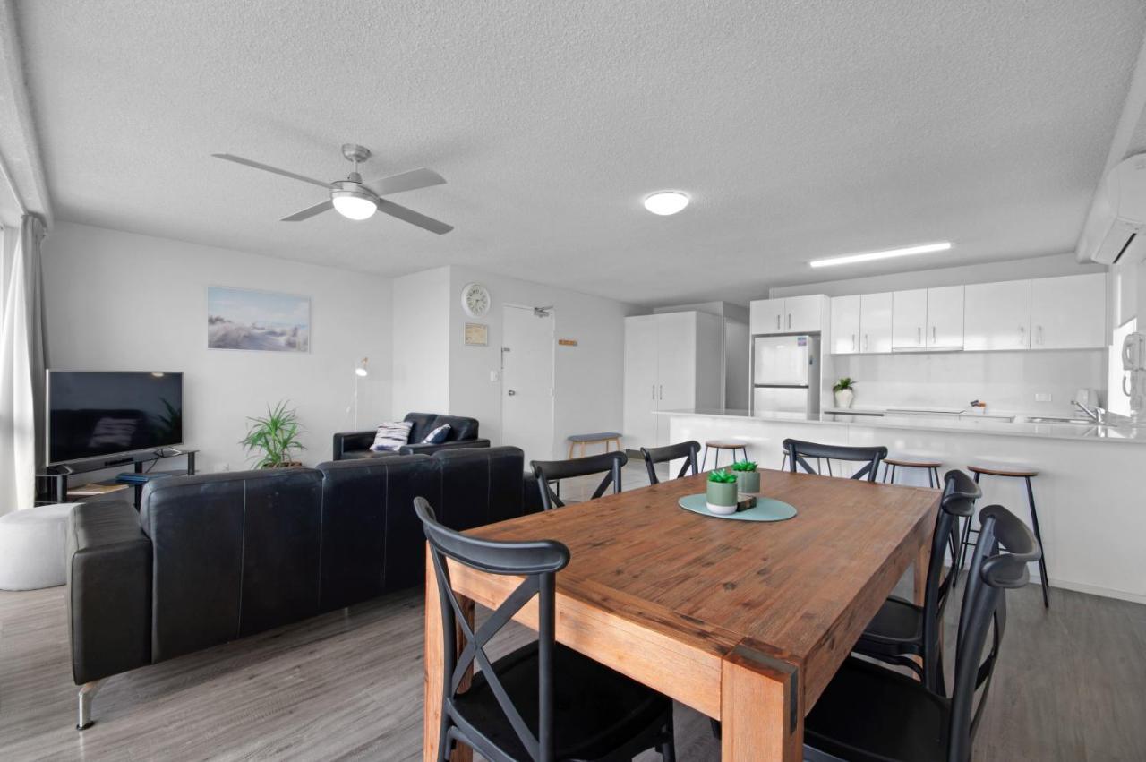 Capeview Apartments - Right On Kings Beach Caloundra Dış mekan fotoğraf