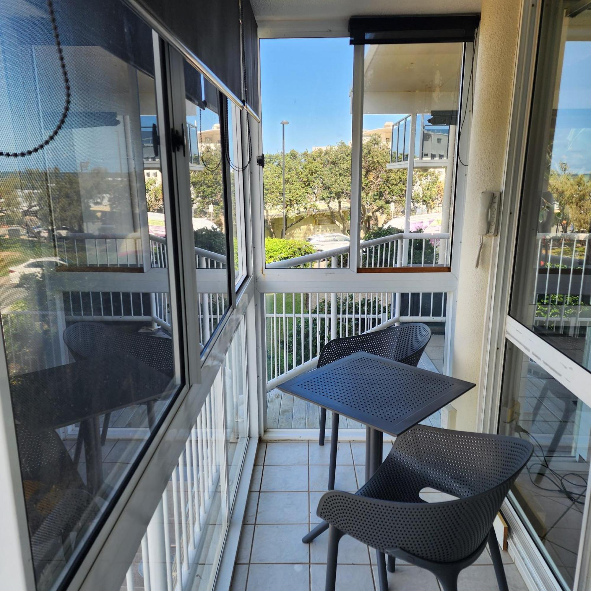 Capeview Apartments - Right On Kings Beach Caloundra Dış mekan fotoğraf