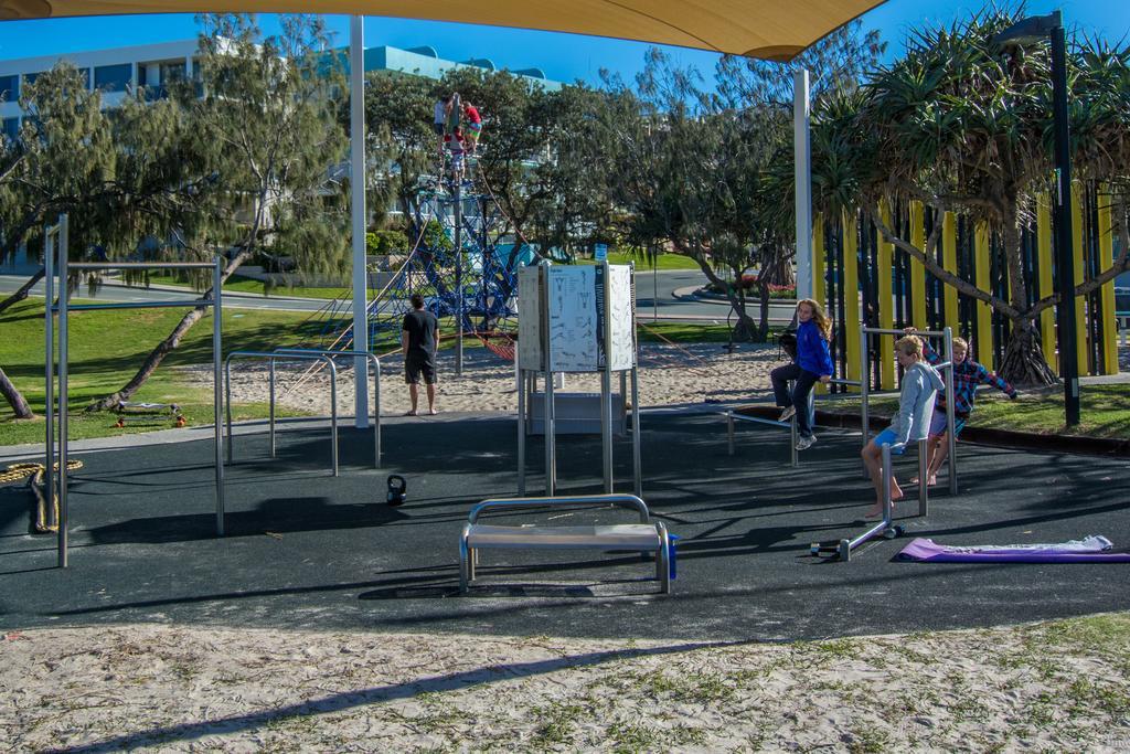 Capeview Apartments - Right On Kings Beach Caloundra Dış mekan fotoğraf